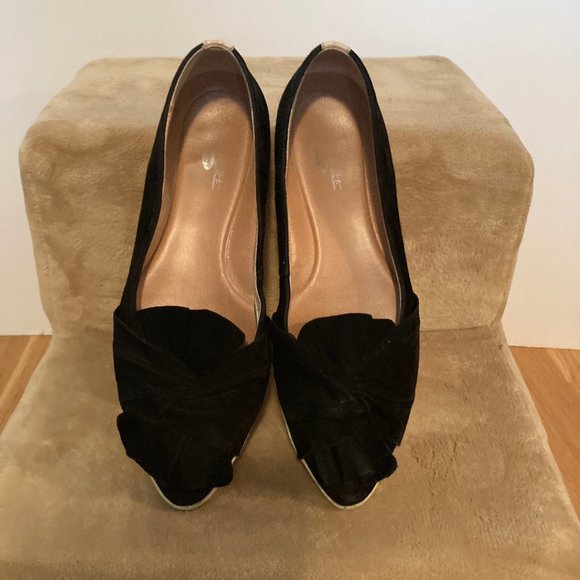 DR. SCHOLL' S VERY COMFY BLACK SUEDE LOAFER SIZE 6 - Picture 1 of 5